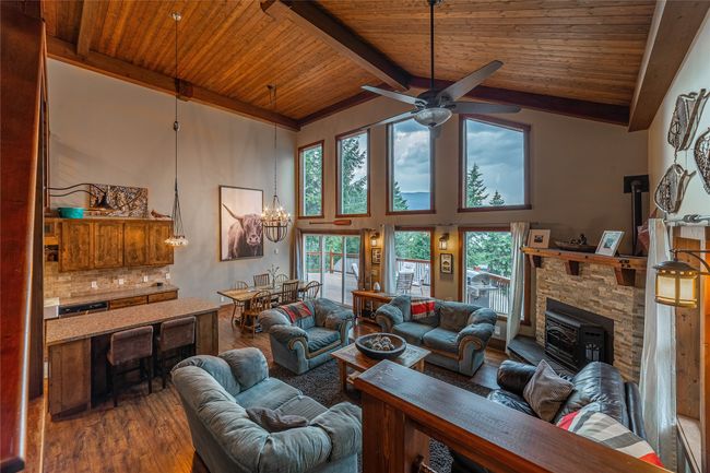 North side great room | Image 32