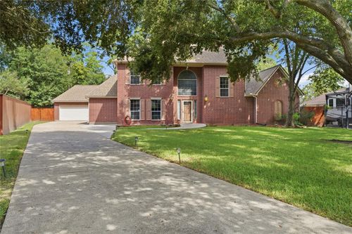 708 Bayou Crest Cir, Dickinson, TX, 77539-6127 | Card Image