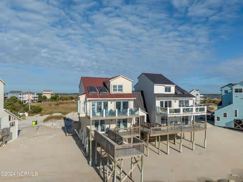 2362 New River Inlet Rd, N Topsail Beach, NC, 28460-9346 | Card Image