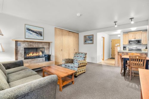 19131914-18575 Sw Century Dr, Bend, OR, 97702-1950 | Card Image