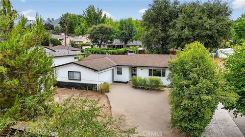 9534 Tujunga Canyon Blvd, Tujunga, CA, 91042-3447 | Card Image