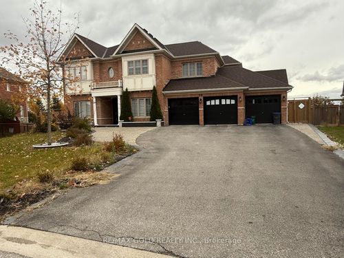 28 Meek Ave, Mono, ON, L9W6W8 | Card Image