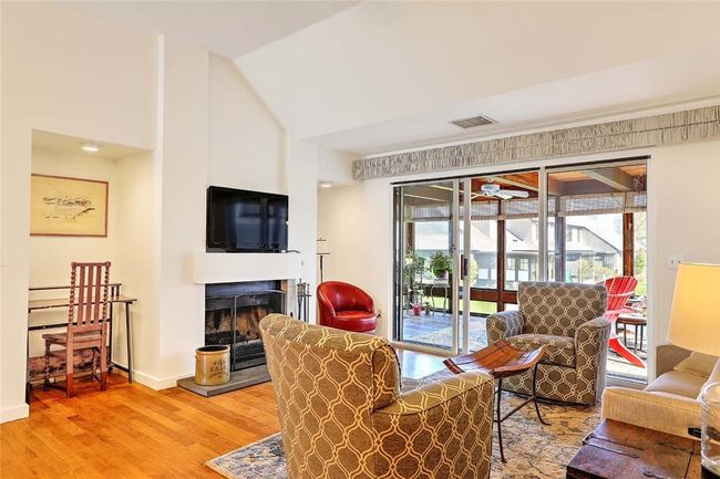 3 Pendleton Pl, Condo with 2 bedrooms, 2 bathrooms and 2 parking in Narragansett RI | Image 8