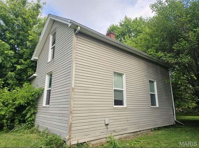 8777 State Route 162, House other with 2 bedrooms, 1 bathrooms and null parking in Troy IL | Image 38