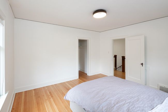 1121 W 16th Ave, House other with 8 bedrooms, 3 bathrooms and 2 parking in Vancouver BC | Image 26