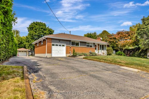 54 Paris Links Rd, Paris, ON, N3L1R3 | Card Image