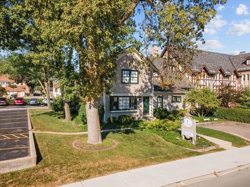 upper-115 S 2nd St, St. Charles, IL, 60174 | Card Image