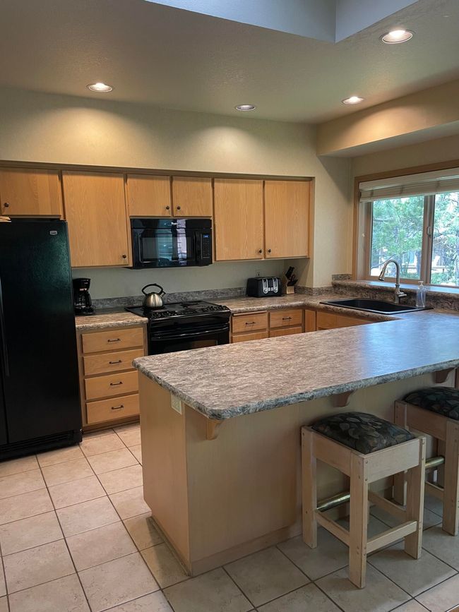 8-Kitchen-R6 | Image 8