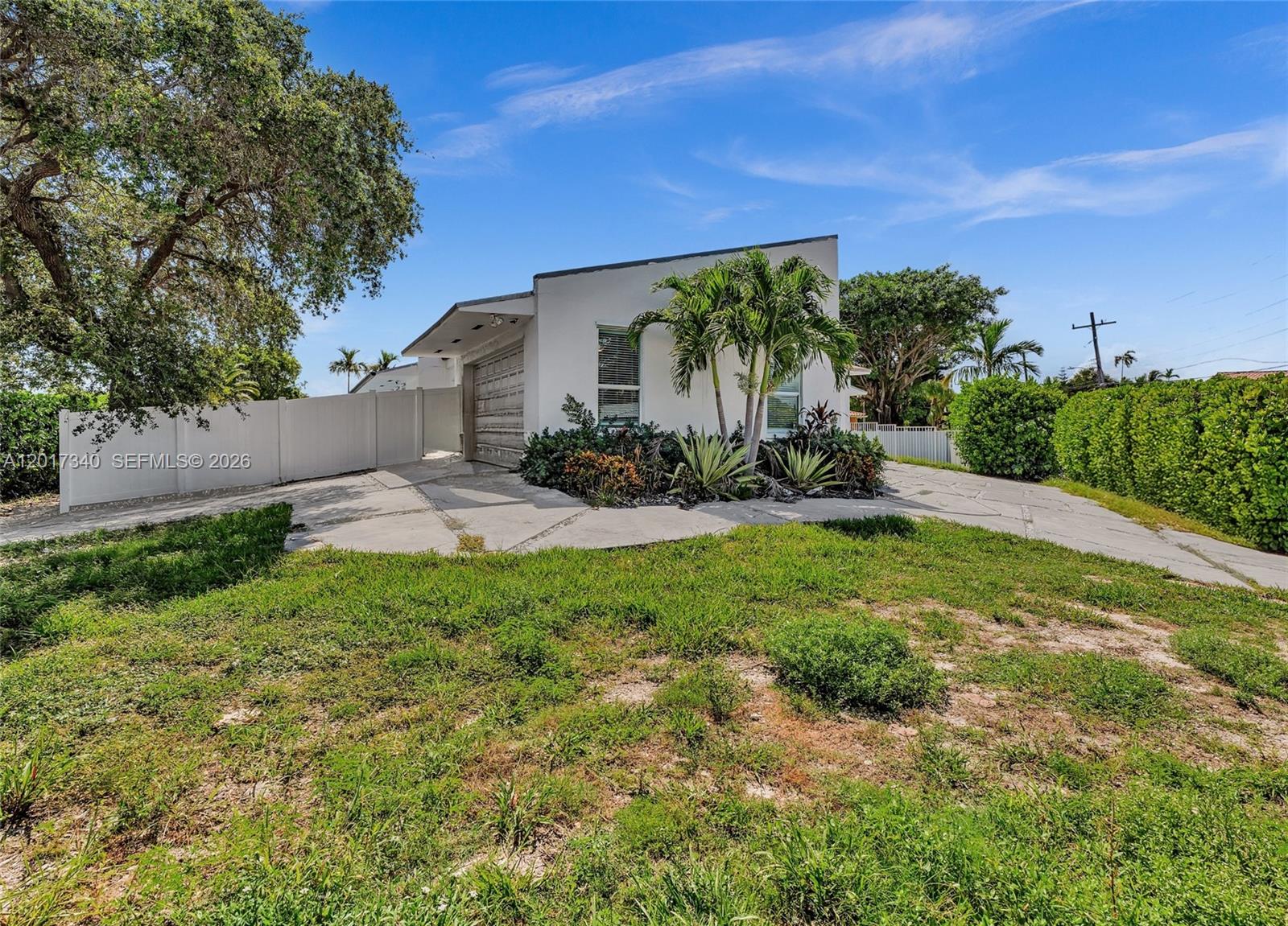 Residential in North Miami