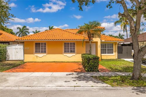 1062 Nw 134th Pl, Miami, FL, 33182-2280 | Card Image