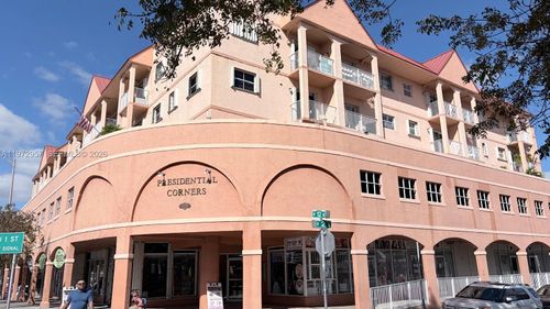 apt-415b-199 Sw 12th Ave, Miami, FL, 33130-1058 | Card Image