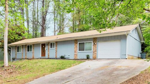 5796 Bobbin Ln, Lithonia, GA, 30058-5449 | Card Image