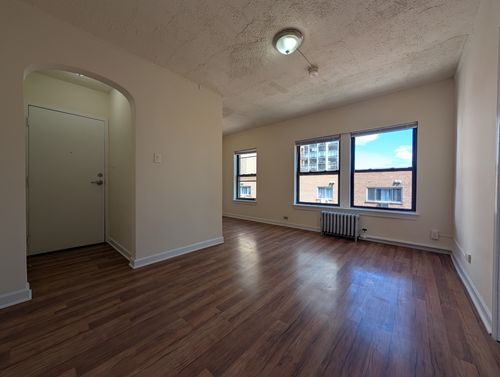 apt-612-5417 N Kenmore Ave, Chicago, IL, 60640-1881 | Card Image