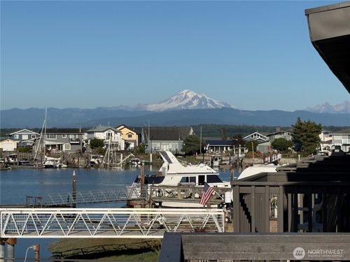 6-4038 Mayne Ln, Ferndale, WA, 98248-9508 | Card Image
