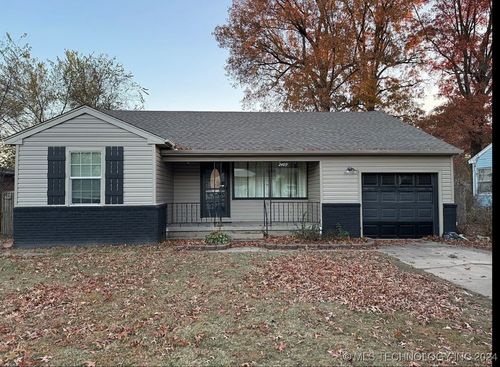 2409 Fredonia St, Muskogee, OK, 74403-3822 | Card Image
