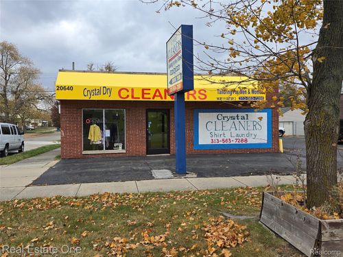 20640 Van Born Rd, Dearborn Heights, MI, 48125-2977 | Card Image