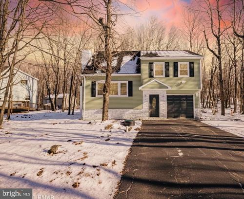 64 Shawnee Trl, Albrightsville, PA, 18210-3913 | Card Image