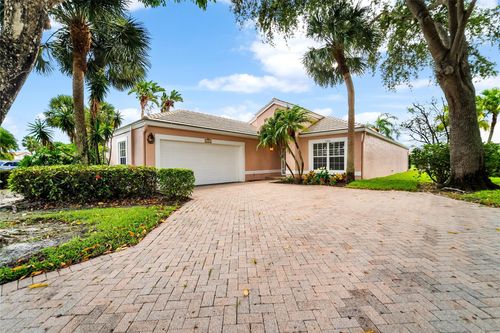 11824 Fountainside Cir, Boynton Beach, FL, 33437-4921 | Card Image