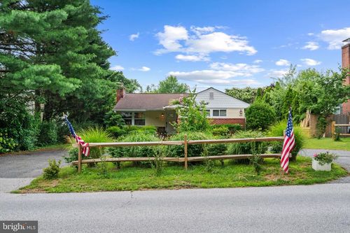 803 W Joppa Rd, TOWSON, MD, 21204-3813 | Card Image