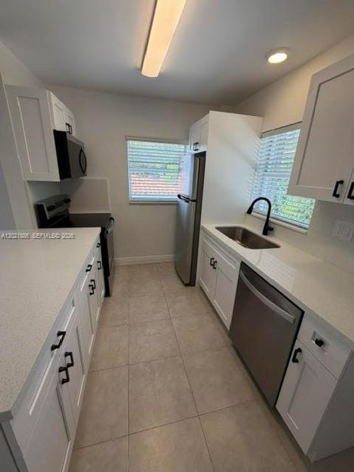 2-3311 S Le Jeune Rd, Coral Gables, FL, 33134-7104 | Card Image