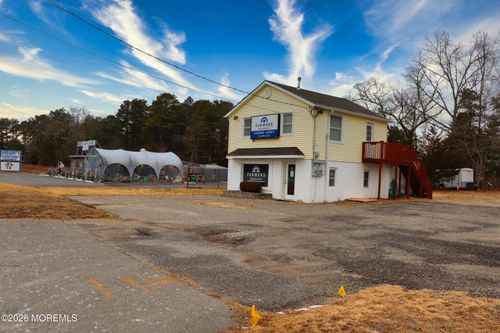 fl-1st-2048 Route 37, Manchester, NJ, 08759-5645 | Card Image