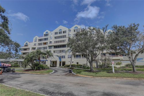 a401-2333 Feather Sound Dr, Clearwater, FL, 33762-8005 | Card Image