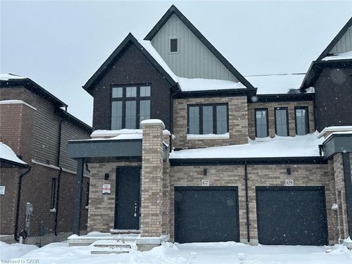 67 MANUEL Manuel Street, Stratford, ON, N5A0M1 | Card Image