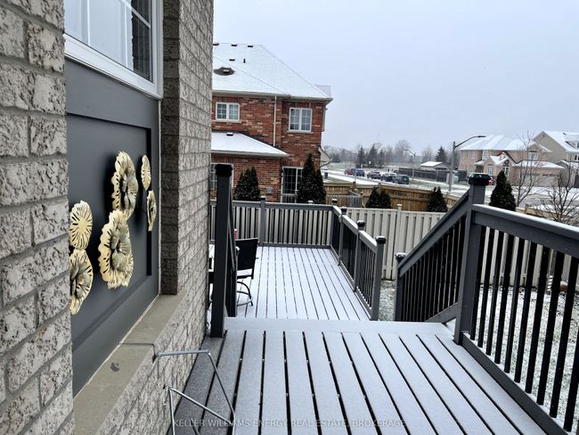 2 Ruben St, House attached with 3 bedrooms, 4 bathrooms and 1 parking in Whitby ON | Image 17