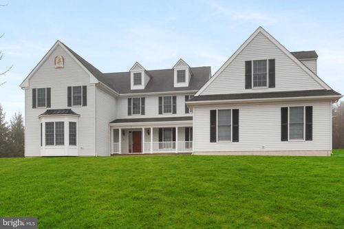 3 Manchur Ct, Flemington, NJ, 08822-4038 | Card Image