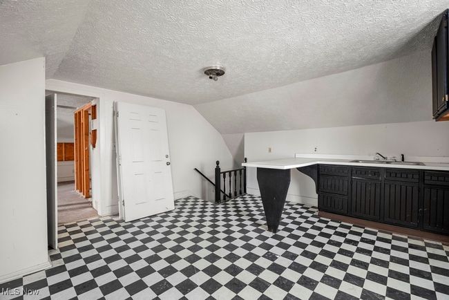 111 S Center St, Home with 0 bedrooms, 0 bathrooms and 8 parking in Lagrange OH | Image 24