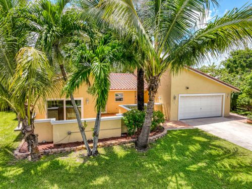 461 Nw 47th Ave, Deerfield Beach, FL, 33442-9343 | Card Image