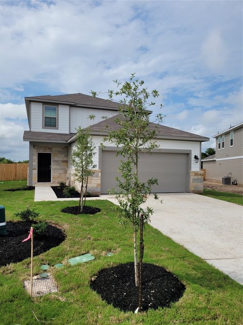 131 Wild Wind Cv, Jarrell, TX, 76537-0598 | Card Image