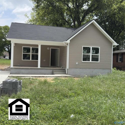 2216 Kildare St Nw, Huntsville, AL, 35811-1818 | Card Image