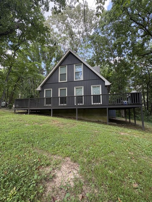 1144 Chestnut Dr, Burns, TN, 37029-6058 | Card Image