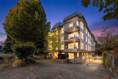 404-1710 Fort St, Victoria, BC, V8R1J2 | Card Image