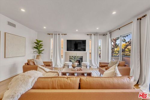 102-4426 Ventura Canyon Ave, Sherman Oaks, CA, 91423 | Card Image