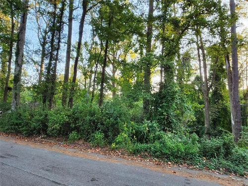 523 Spruce Dr, Pine Lake, GA, 30072 | Card Image