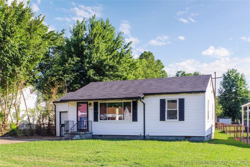 3815 42nd St, Tulsa, OK, 74107-6321 | Card Image