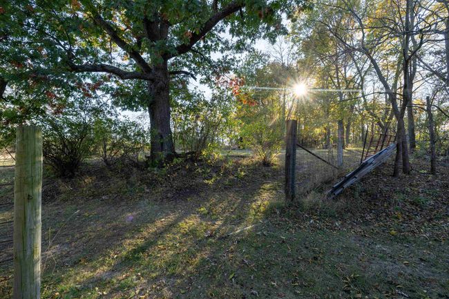 E7695B Highway 23/33, House other with 5 bedrooms, 2 bathrooms and null parking in EXCELSIOR WI | Image 24