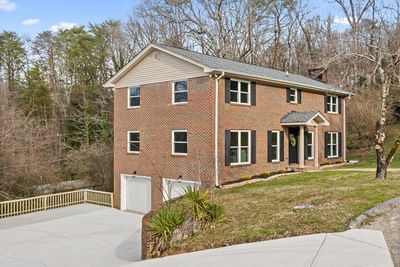 111 Pinecone Lane, House other with 4 bedrooms, 2 bathrooms and null parking in Chattanooga TN | Image 2