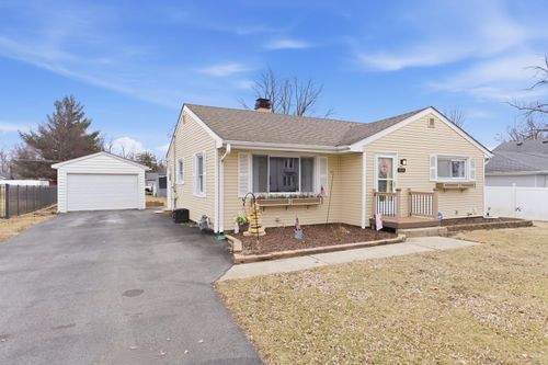 204 N Wabasso St, Minooka, IL, 60447-8802 | Card Image