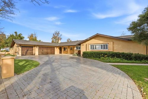 7460 Miller Ave, Gilroy, CA, 95020-5530 | Card Image