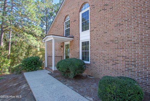 b-12 Pinehurst Manor Dr, Pinehurst, NC, 28374-8151 | Card Image