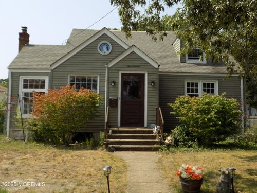 519 Curtis Ave, Point Pleasant Boro, NJ, 08742-2866 | Card Image