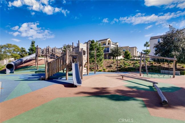 484 Chorus, Condo with 3 bedrooms, 3 bathrooms and 2 parking in Irvine CA | Image 28