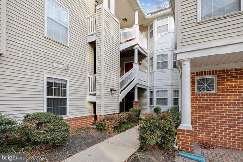 apt-104-5832 Wyndham Cir, COLUMBIA, MD, 21044-3167 | Card Image