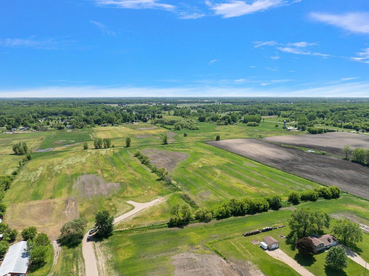 Land in Hudsonville 4