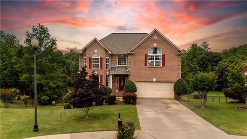 638 Glen Valley Way, Dacula, GA, 30019-4880 | Card Image