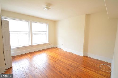 2-444 W Queen Ln, PHILADELPHIA, PA, 19144-4621 | Card Image