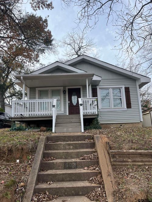 803 S Vine Ave, Tyler, TX, 75701-1436 | Card Image
